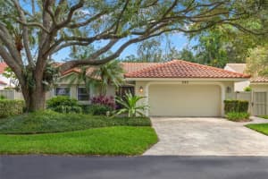 595 QUINTANA PLACE, ST PETERSBURG, FL 33703 Sold 08/08/23