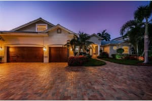 1203 DARLINGTON OAK CIRCLE, ST PETERSBURG, FL 33703 Sold 08/11/23