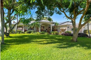 8009 13TH AVENUE, ST PETERSBURG, FL 33707 Sold 09/07/23