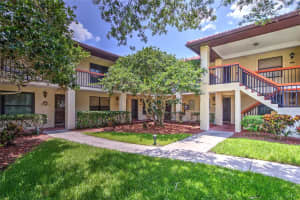 1605 HAMMOCK PINE BOULEVARD, CLEARWATER, FL 33761 Sold 08/11/23