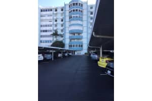 17400 GULF BOULEVARD, REDINGTON SHORES, FL 33708 Sold 02/07/24