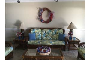 17400 GULF BOULEVARD, REDINGTON SHORES, FL 33708 Sold 02/07/24