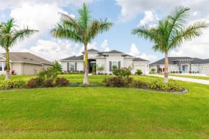 5226 LAKE VENICE DRIVE, WIMAUMA, FL 33598 Sold 10/02/23