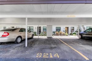 9214 MISSION OAKS BLVD, SEMINOLE, FL 33776 Sold 10/05/23