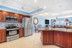 4550 COVE CIRCLE, ST PETERSBURG, FL 33708 Sold 08/31/23
