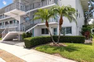 8454 111TH STREET, SEMINOLE, FL 33772 Sold 10/06/23