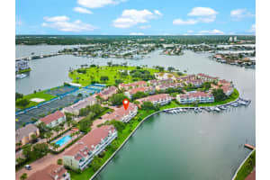 455 HAVEN POINT DRIVE, TREASURE ISLAND, FL 33706 Sold 09/28/23