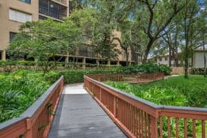 3076 EASTLAND BOULEVARD, CLEARWATER, FL 33761 Sold 08/15/23
