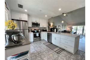 7510 SUNSHINE SKYWAY LANE, ST PETERSBURG, FL 33711 Sold 09/05/23