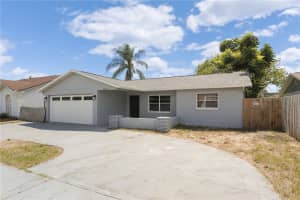 11413 FOX RUN, PORT RICHEY, FL 34668 Sold 11/28/23