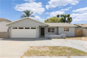 11413 FOX RUN, PORT RICHEY, FL 34668 Sold 11/28/23