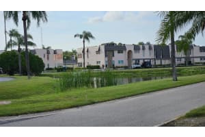 102 ELMWOOD CIRCLE, SEMINOLE, FL 33777 Sold 08/31/23