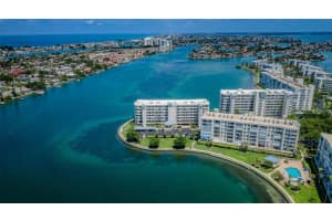 7922 SAILBOAT KEY BOULEVARD, SOUTH PASADENA, FL 33707 Sold 08/17/23