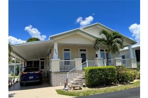 227 MOUNT PINEY AVENUE, ST PETERSBURG, FL 33702 Sold 11/09/23