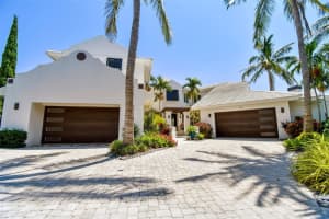 6152 52ND STREET, ST PETERSBURG, FL 33715 Sold 10/18/23