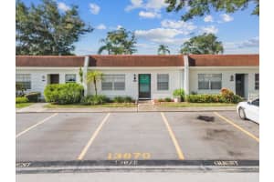 13870 OAKWOOD LANE, SEMINOLE, FL 33776 Sold 08/25/23