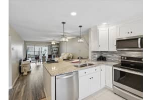 13870 OAKWOOD LANE, SEMINOLE, FL 33776 Sold 08/25/23