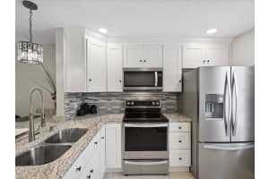 13870 OAKWOOD LANE, SEMINOLE, FL 33776 Sold 08/25/23