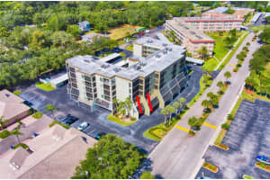 9860 62ND TERRACE, ST PETERSBURG, FL 33708 Sold 10/04/23