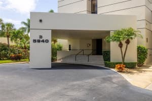 5940 PELICAN BAY PLAZA, GULFPORT, FL 33707 Sold 12/07/23
