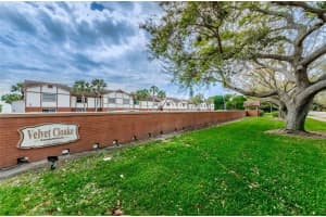 650 PINELLAS POINT DRIVE, ST PETERSBURG, FL 33705 Sold 01/05/24