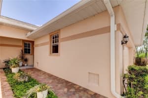 9834 62ND TERRACE, ST PETERSBURG, FL 33708 Sold 08/31/23