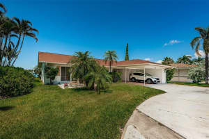 10370 PARADISE BOULEVARD, TREASURE ISLAND, FL 33706 Sold 09/29/23