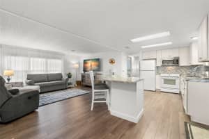 338 CANAL WAY, OLDSMAR, FL 34677 Sold 08/31/23