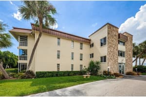 4901 38TH WAY, ST PETERSBURG, FL 33711 Sold 10/20/23