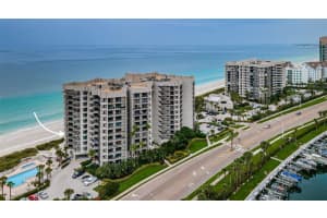 1660 GULF BOULEVARD, CLEARWATER, FL 33767 Sold 09/18/23