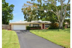 2300 BEACH DRIVE, ST PETERSBURG, FL 33705 Sold 12/01/23