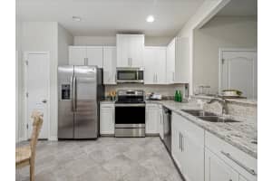 5167 BAY ISLE CIRCLE, CLEARWATER, FL 33760 Sold 10/12/23