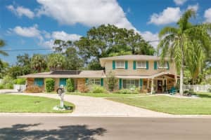 6 SHORE DRIVE, DUNEDIN, FL 34698 Sold 10/19/23