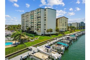 660 ISLAND WAY, CLEARWATER, FL 33767 Sold 10/30/24