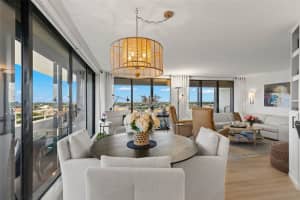 5950 PELICAN BAY PLAZA, GULFPORT, FL 33707 Sold 10/30/23