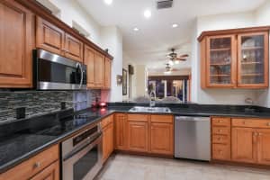 309 10TH AVENUE, PALMETTO, FL 34221 Sold 11/17/23