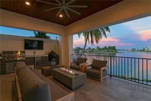 1372 80TH STREET, ST PETERSBURG, FL 33707 Sold 09/12/23