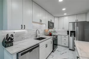 3223 BENEVA ROAD, SARASOTA, FL 34232 Sold 09/11/23