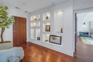 175 1ST STREET, ST PETERSBURG, FL 33701 Sold 09/27/23