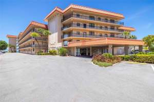 17580 GULF BOULEVARD, REDINGTON SHORES, FL 33708 Sold 02/07/24