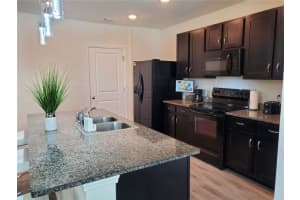 8208 BARNSIDE VIEW LANE, GIBSONTON, FL 33534 Sold 09/08/23