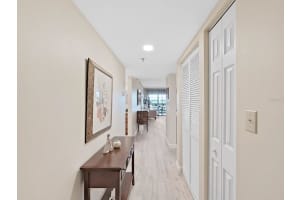 9860 62ND TERRACE, ST PETERSBURG, FL 33708 Sold 09/18/23