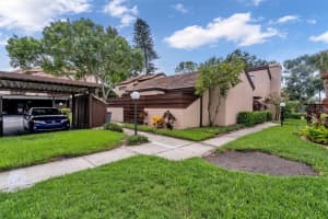 6306 PELICAN CREEK CROSSING, ST PETERSBURG, FL 33707 Sold 09/20/24