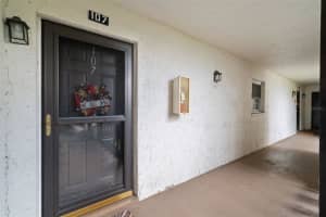 220 BAYSHORE BOULEVARD, CLEARWATER, FL 33759 Sold 10/10/23