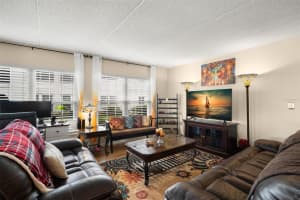 220 BAYSHORE BOULEVARD, CLEARWATER, FL 33759 Sold 10/10/23