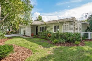 2370 JONES DRIVE, DUNEDIN, FL 34698 Sold 09/28/23