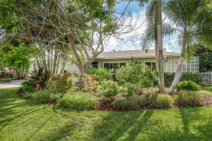 2370 JONES DRIVE, DUNEDIN, FL 34698 Sold 09/28/23