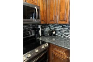 6960 20TH AVENUE, ST PETERSBURG, FL 33710 Sold 09/14/23