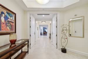 300 BEACH DRIVE, ST PETERSBURG, FL 33701 Sold 04/05/24