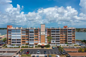 500 TREASURE ISLAND CAUSEWAY, TREASURE ISLAND, FL 33706 Sold 02/01/24